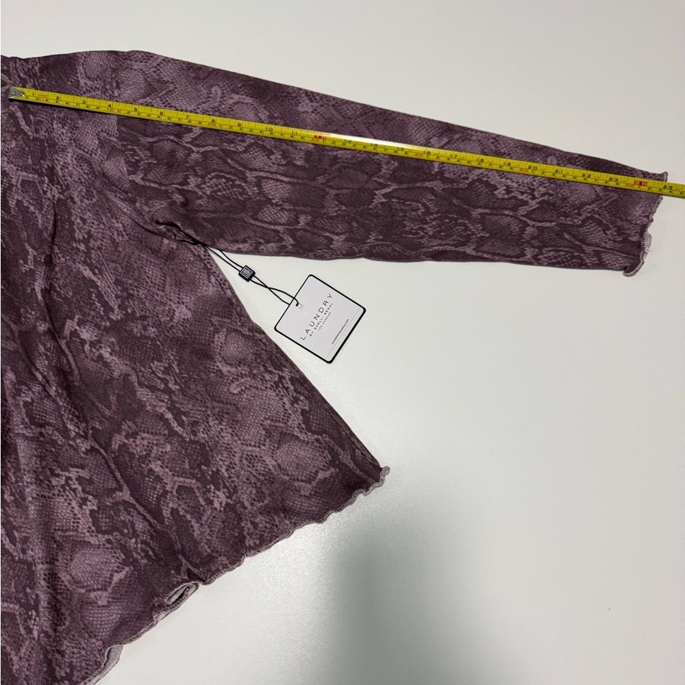 Laundry By Shelli Segal Purple Snakeskin Print Long Sleeve Top - Picture 9 of 9